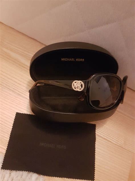 Køb Michael Kors solbriller 